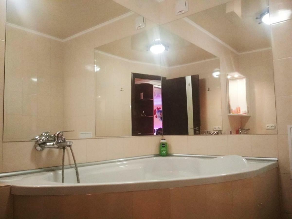 קריבוי רוג Studio מראה חיצוני תמונה